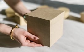 Advantages of Buying Wholesale for Your Product Packaging
