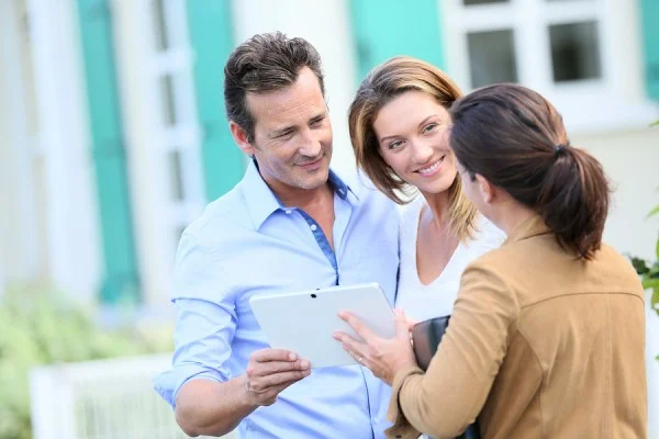 Real Estate Agent